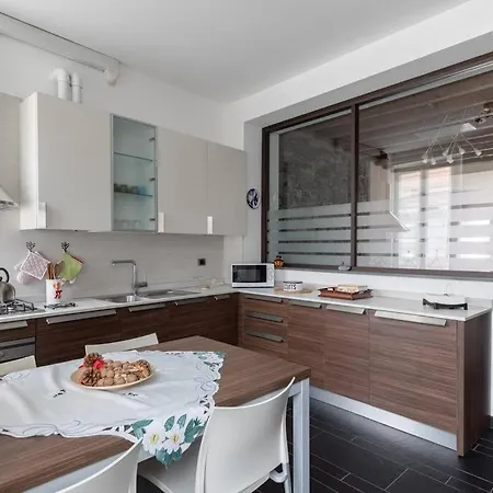 Apartamento Magnifico Centro - Rusconi 33 *